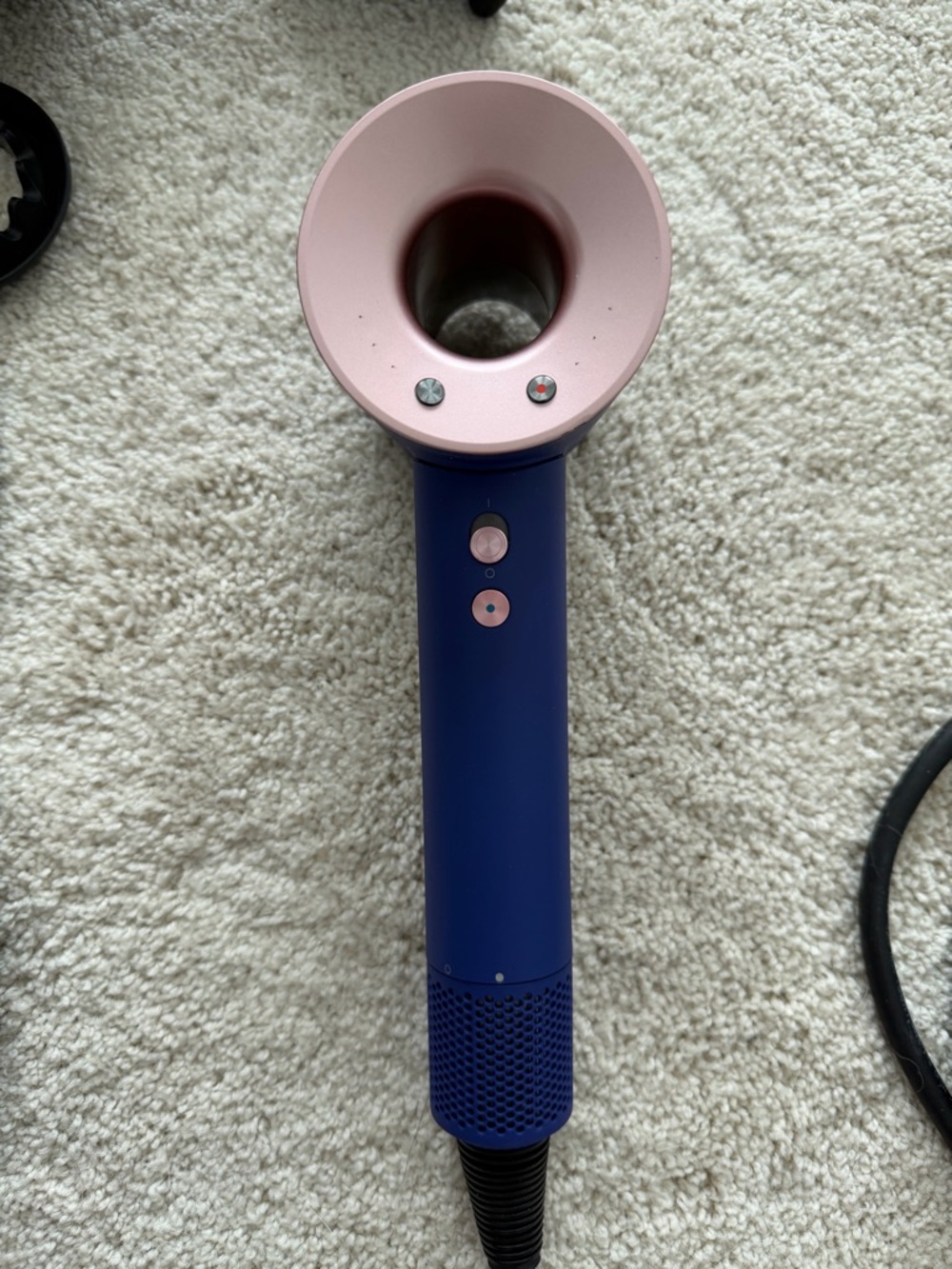 Dyson Special Edition Supersonic Hairdryer - Vinca Blue/Rose - Picture 2 of 10